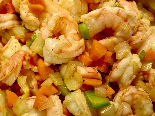 https://seaganeating.com/wp-content/uploads/2020/09/Shrimp-Bisque-Shrimp-and-Veggies-Cooked.jpeg
